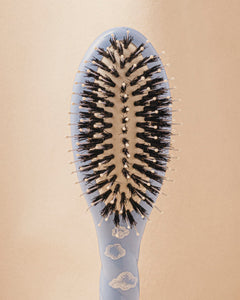 Édition Limitée Nuage N.03 La Petite Brosse Cuir Chevelu Sensible l'Indispensable Douceur