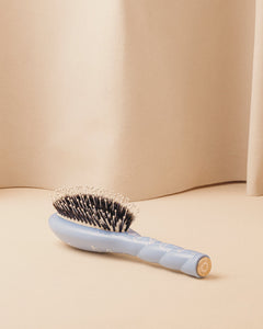 Édition Limitée Nuage N.03 La Petite Brosse Cuir Chevelu Sensible l'Indispensable Douceur