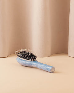 Roseanna x La Bonne Brosse N.03 La Petite Brosse Cuir Chevelu Sensible l'Indispensable Douceur Tie & Dye Bleu