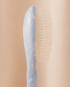 Roseanna x La Bonne Brosse N.04 La Brosse Démêlante & Massante La Miracle Tie & Dye Bleu