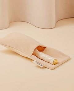 N.04 La Petite Brosse Démêlante & Massante La Miracle Blanc Crème
