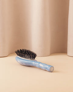 Roseanna x La Bonne Brosse N.01 La Petite Brosse Brillance & Soin l'Universelle Tie & Dye Bleu