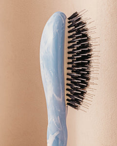 Roseanna x La Bonne Brosse N.02 La Petite Brosse Démêlante & Soin l'Indispensable Tie & Dye Bleu