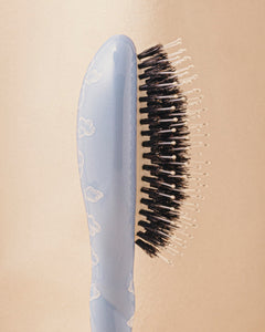 Édition Limitée Nuage N.03 La Petite Brosse Cuir Chevelu Sensible l'Indispensable Douceur